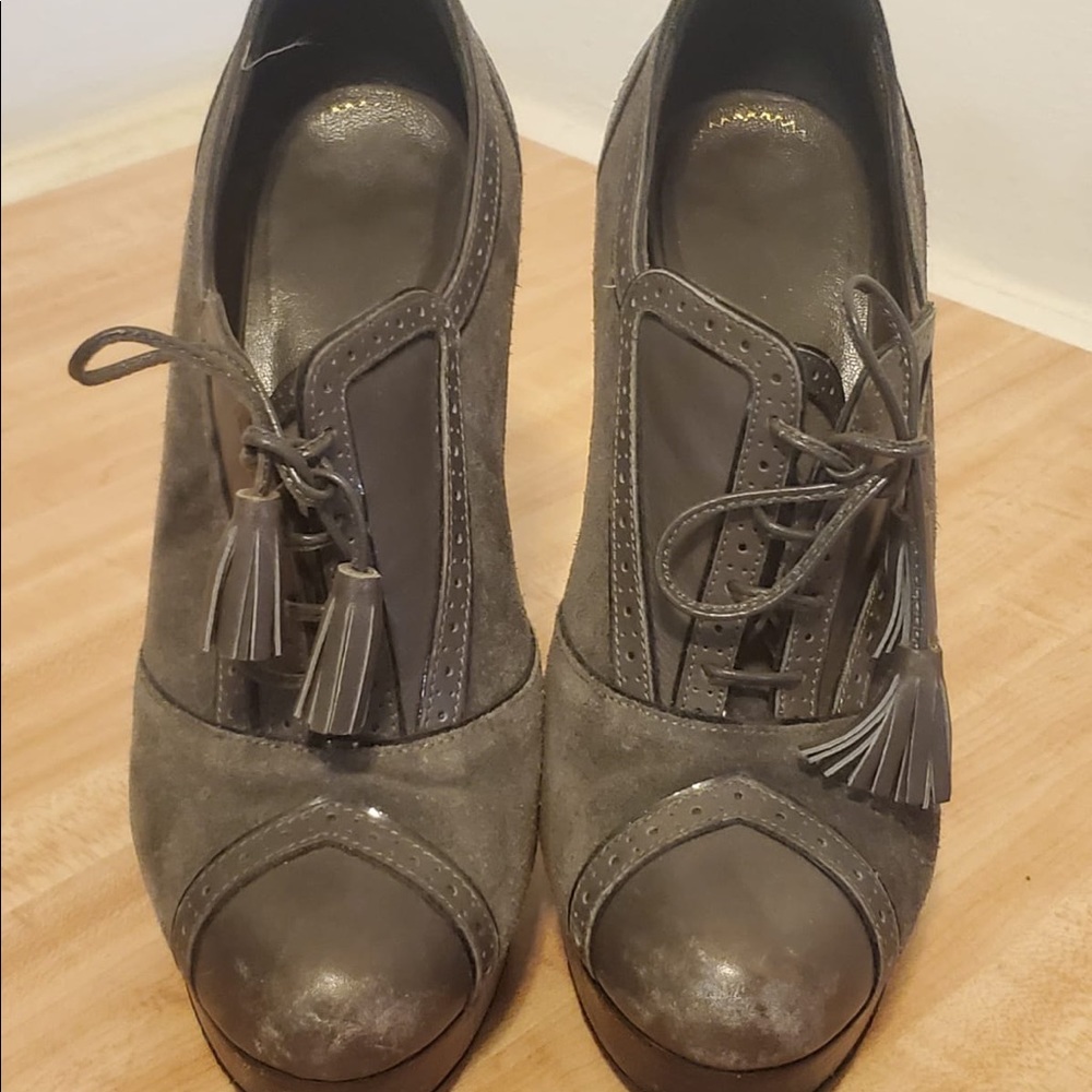 YSL Yves Saint Laurent beautiful BOOTIES